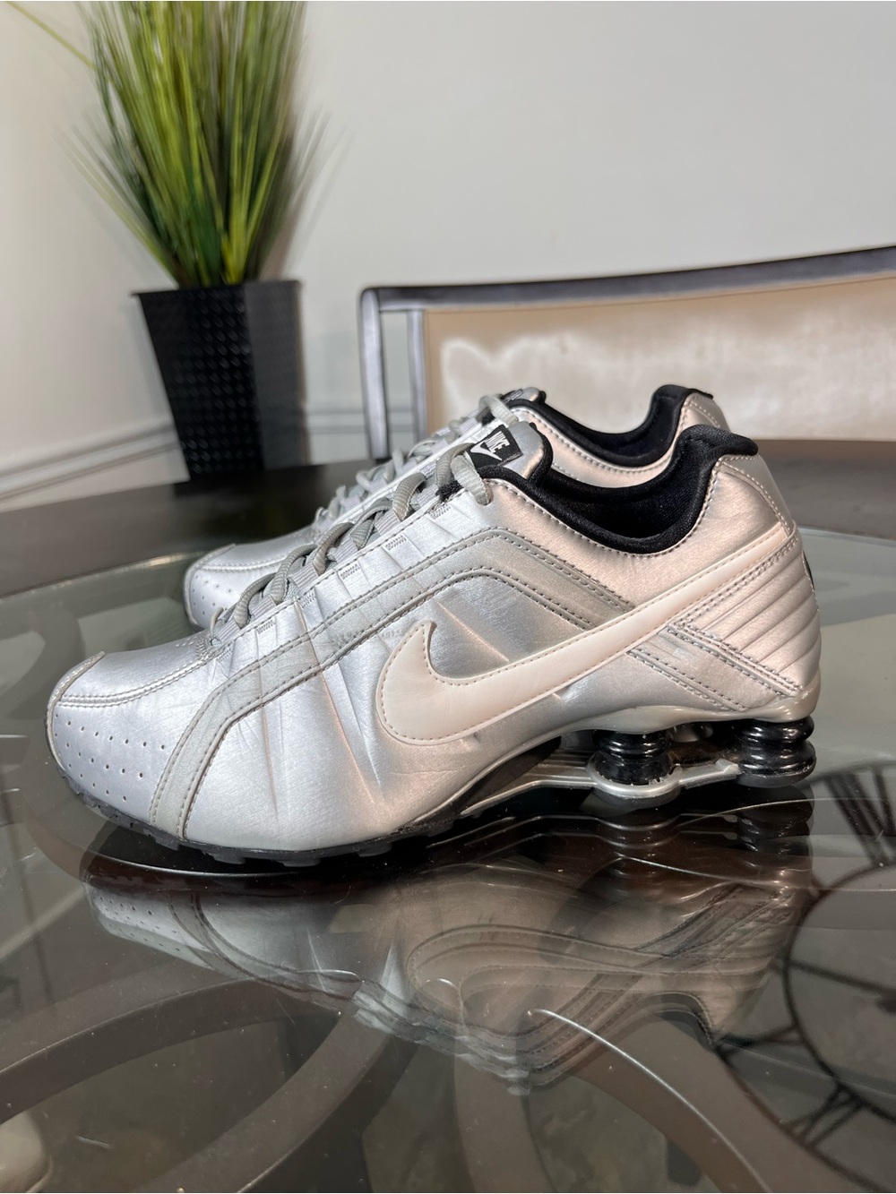 Nike Shos NZ Metallic Silver
Women's Sneakers Sz 8.5